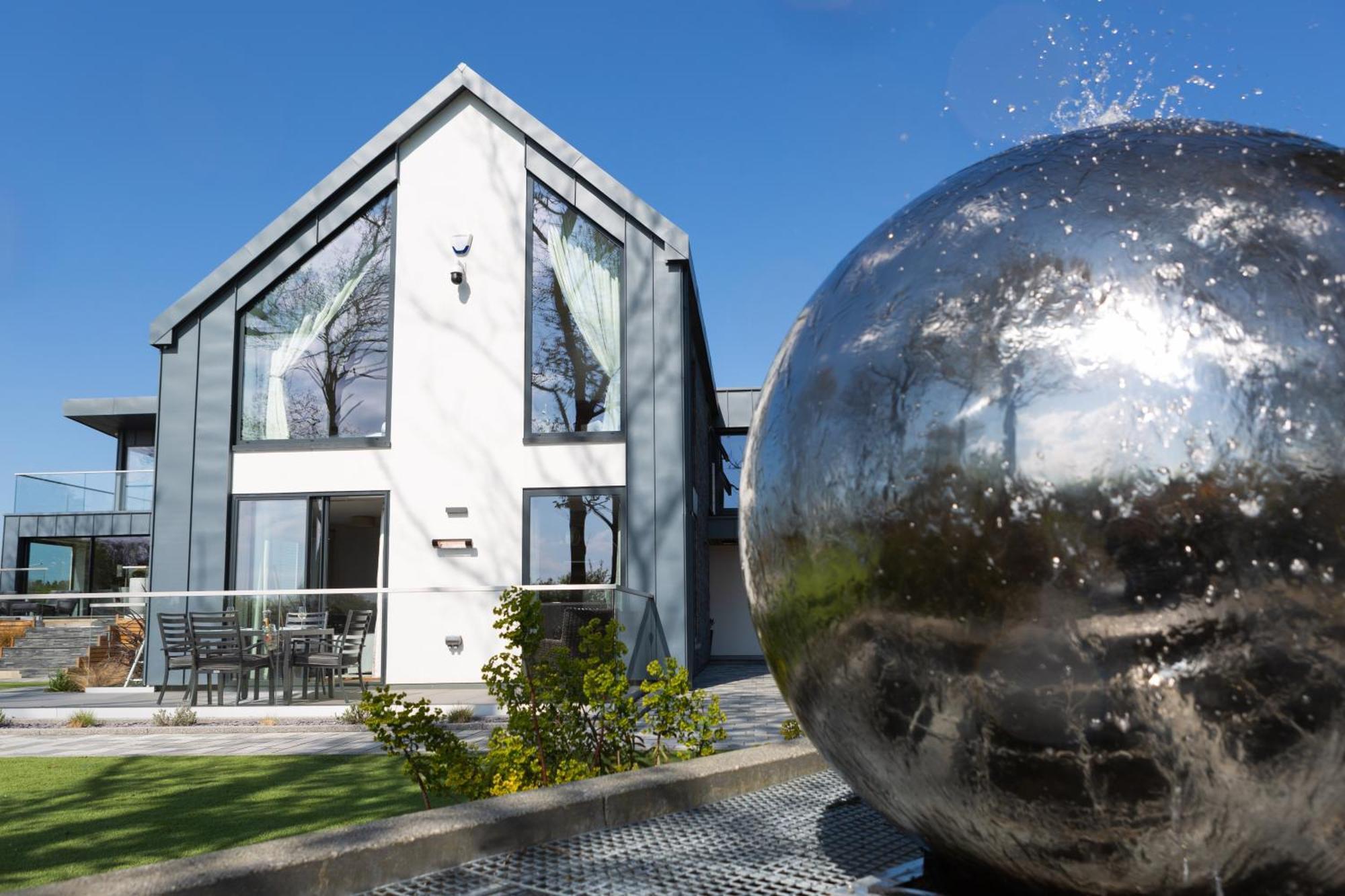 Dafarn Newydd Lodge Llangefni Exterior photo